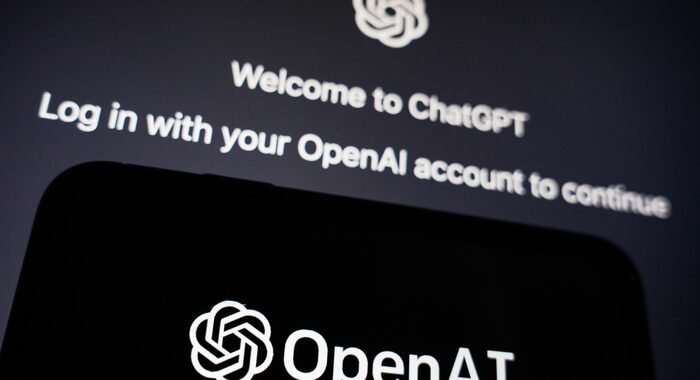 ChatGpt, OpenAi ha sospeso il servizio in Italia