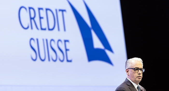 Continua la fuga dal Credit Suisse, persi 61 miliardi di asset