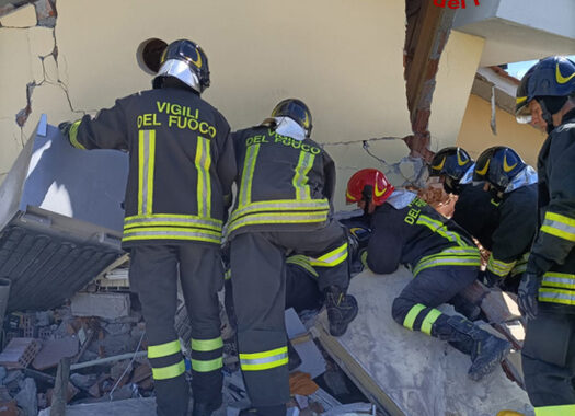 Esplosione in Lucchesia, trovato morto l’uomo disperso