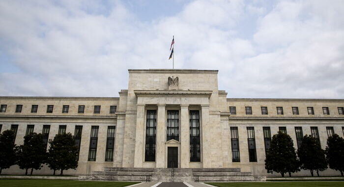Fed avanti con stretta, 80% chance rialzo dello 0,25% a maggio
