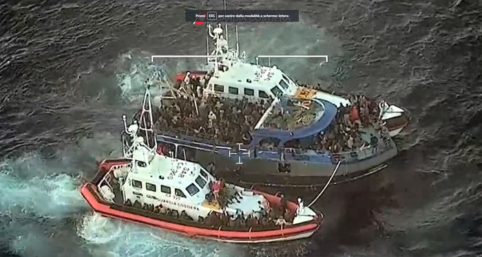 Guardia Costiera, in atto soccorsi a 1.200 migranti