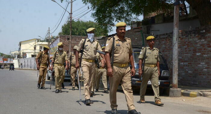 India: arrestato leader separatista sikh in fuga da un mese