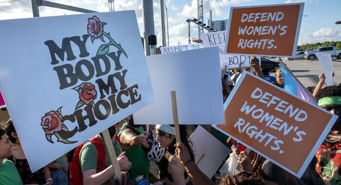 La Florida vieta l’aborto dopo sei settimane di gravidanza