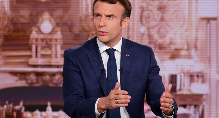 Macron, la riforma delle pensioni in vigore in autunno
