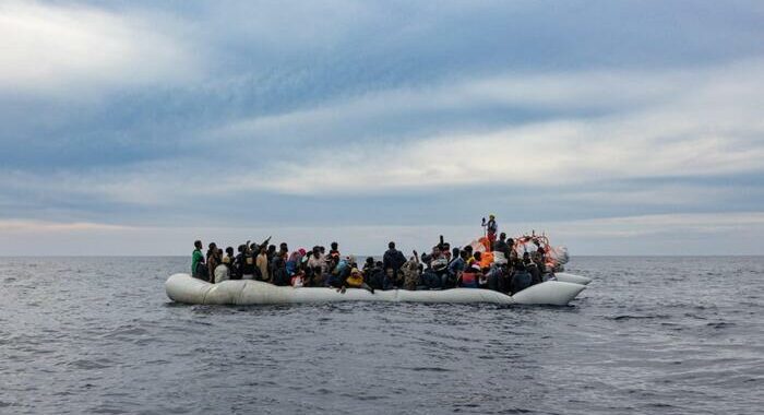 Migranti: 92 soccorsi dalla Ocean Viking, diretta a Salerno