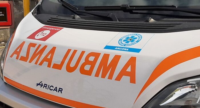 Scontro frontale nel Tarantino, 3 morti e un ferito