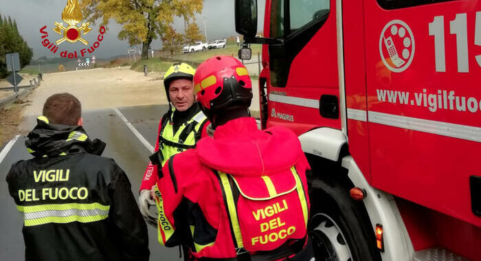 Silos esplode in azienda a Termini Imerese, pompiere intossicato