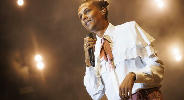 Stromae malato, annulla tutti i concerti fino a fine maggio