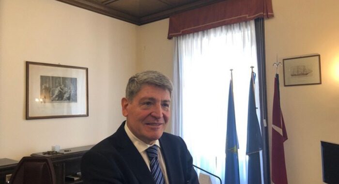 Valerio Valenti commissario per l’emergenza migranti