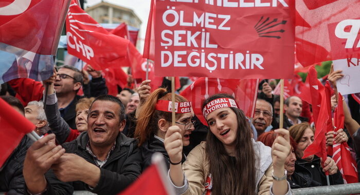 Cremlino, ‘nessuna interferenza nelle elezioni in Turchia’