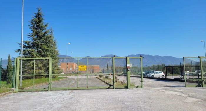 Detenuto morto a Terni dopo un incendio nella sua cella