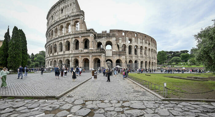 Droni e satelliti per la conservazione del Colosseo