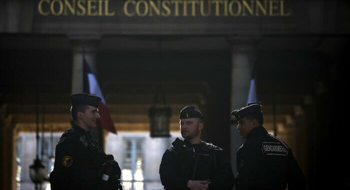 Francia, bocciato anche il secondo referendum su pensioni