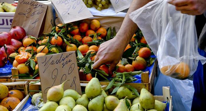 L’inflazione torna a crescere, ad aprile accelera all’8,3%