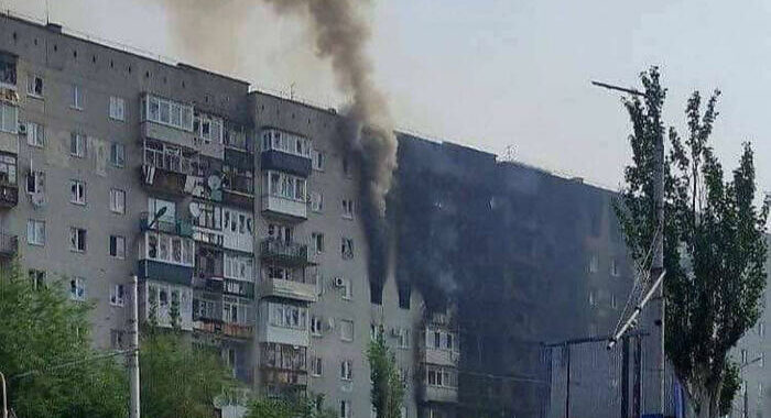 Mosca, Kiev ha colpito civili a Lugansk con Storm Shadow