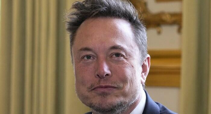Musk contro il lavoro da remoto, ‘è moralmente sbagliato’