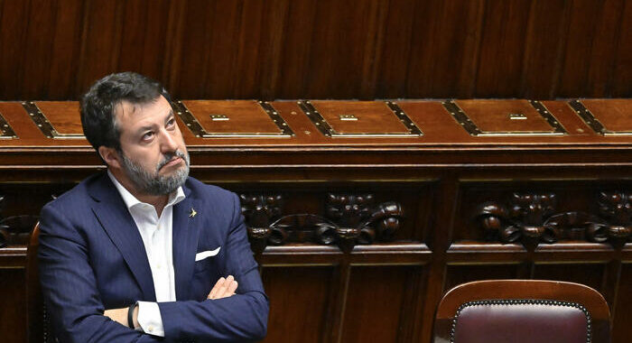 Salvini, prevedere una detrazione di 10 mila euro per figlio