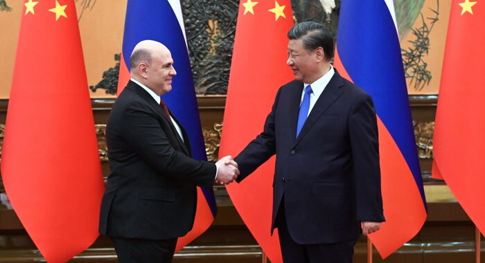 Xi conferma sostegno a Russia su ‘interessi fondamentali’