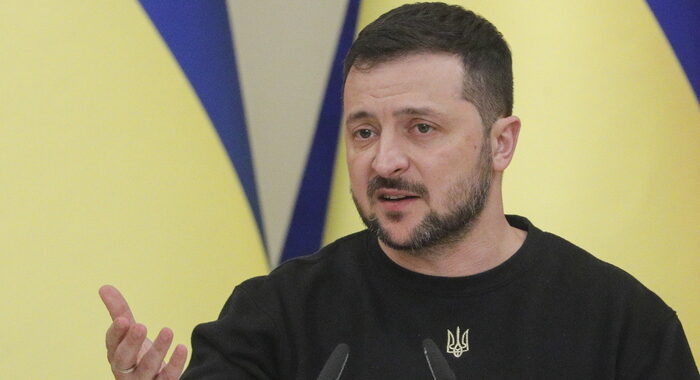 Zelensky alla Corte penale internazionale dell’Aia