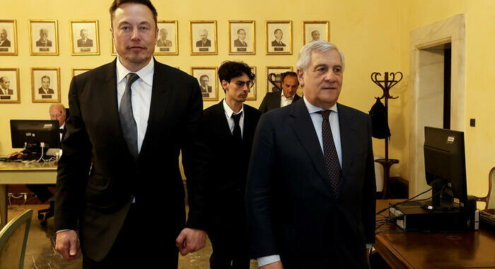 Elon Musk a Palazzo Chigi, incontro con Tajani