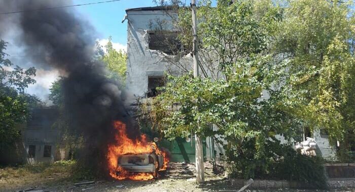 Kiev, ‘bombe russe su Kherson, uccise 2 persone in 24 ore’