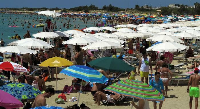 L’estate del caro-spiaggia, 1.000 euro per un gazebo