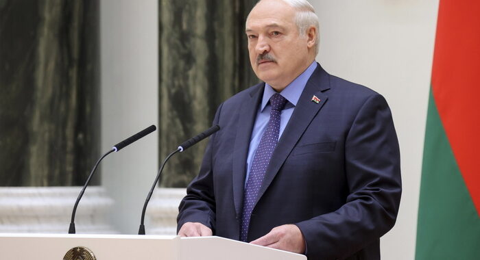Lukashenko, buona parte delle armi nucleari russe è arrivata