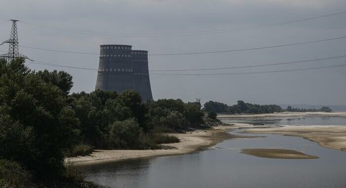 Nyt, ‘Mosca ha distrutto la diga di Kakhovka, ci sono le prove’