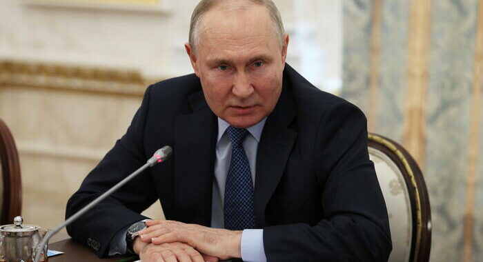 Putin, ‘il conflitto ha mostrato generali inefficienti’