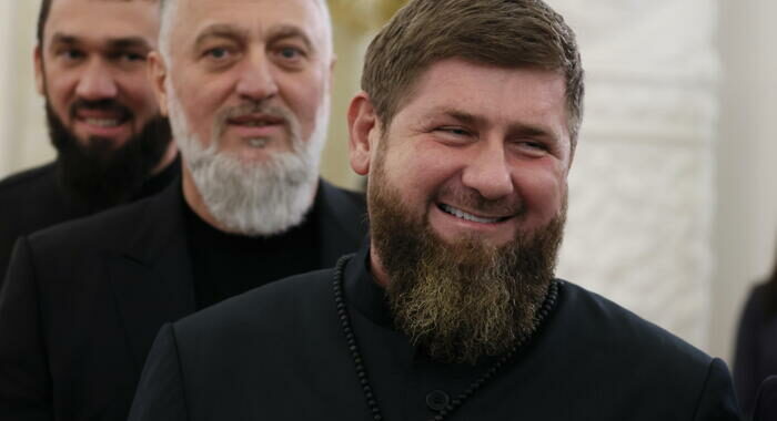 ‘Ucciso il vice di Kadyrov’. Lui riappare, ‘sto bene’