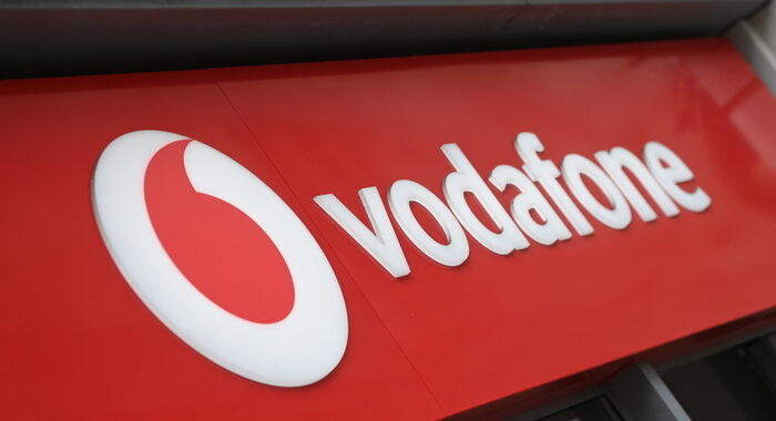 Vodafone trova l’intesa coi sindacati sui mille esuberi