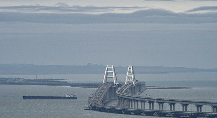 Autorità Crimea, attacco al ponte ennesimo crimine di Kiev