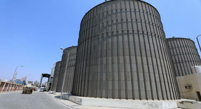 Brasile, esplode un silo di grano: due morti e nove dispersi