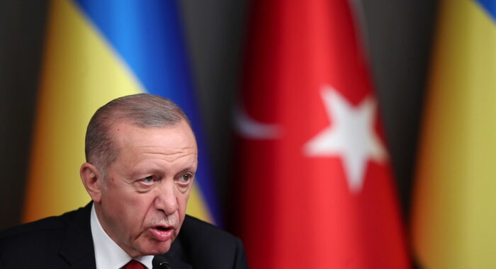 Erdogan, ‘la Svezia nella Nato se l’Ue apre alla Turchia’