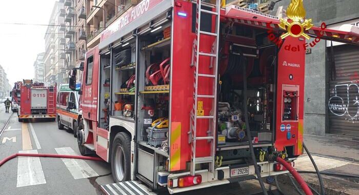 Incendio in una casa di riposo a Milano, sei morti