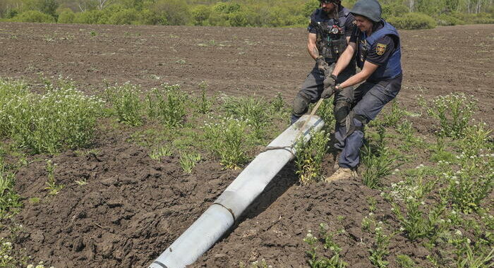 ‘Le mine russe rallentano la controffensiva ucraina’