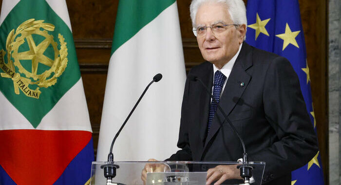 Mattarella, fuorviante che altri certifichino i giornalisti