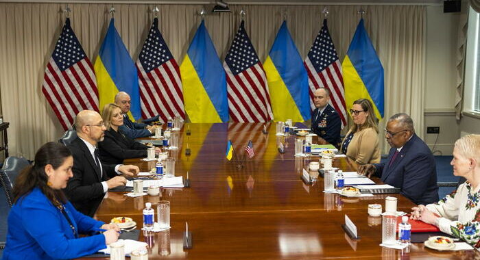Media, da Usa altri 1,3 miliardi di aiuti militari a Kiev