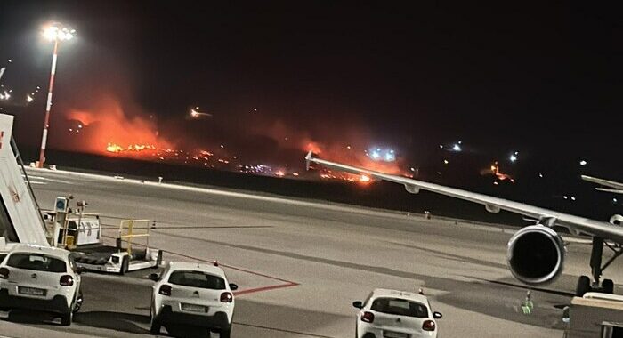 Riapre aeroporto Palermo, consentiti i voli in partenza