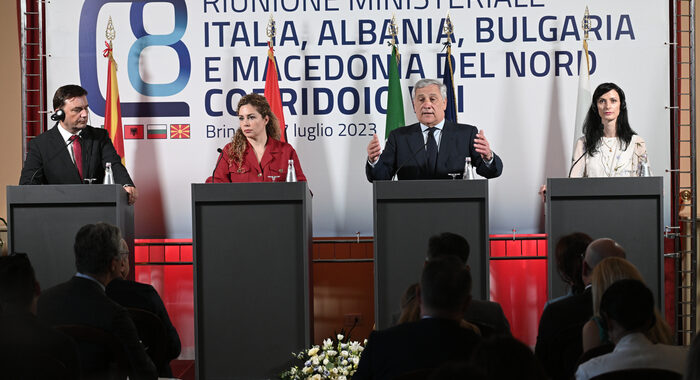 Tajani, ‘il Corridoio VIII garantirà sviluppo economico’