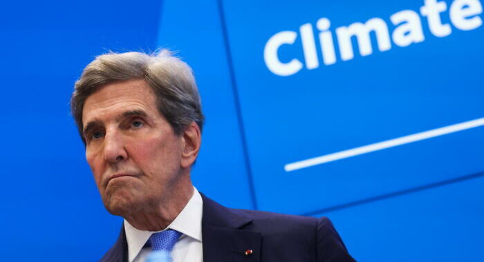 Usa-Cina: incontro di 4 ore Kerry-Xie sul clima