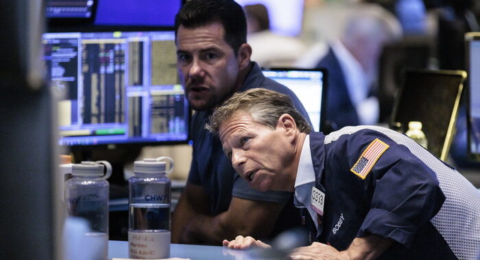 Wall Street apre in rialzo, Dj +0,20%, Nasdaq +0,60%