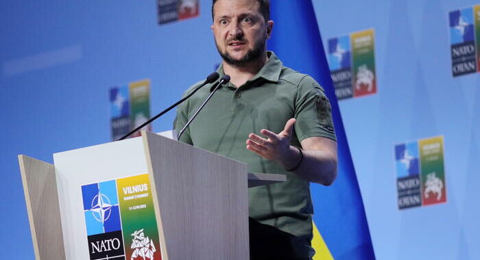 Zelensky, ‘nessun compromesso territoriale sulla Nato’