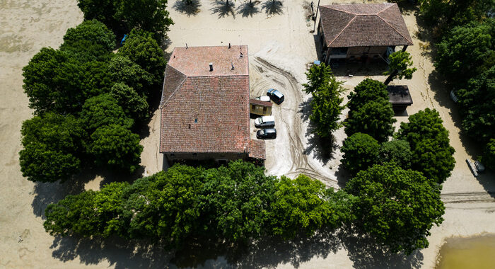 Arera proroga al 31/10 lo stop alle bollette per l’alluvione