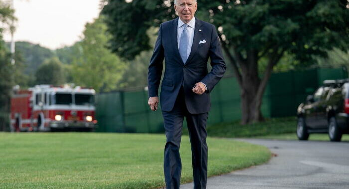 Biden alle Hawaii, ‘tragedia inimmaginabile, il Paese è con voi’