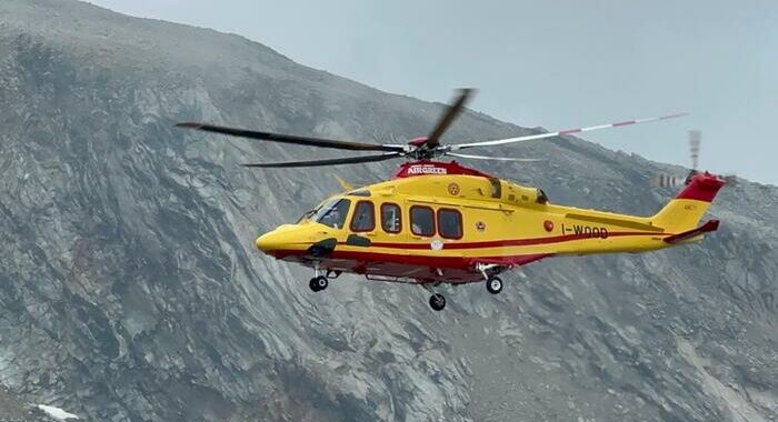 Cinquantenne precipita in un dirupo e muore in Valtellina