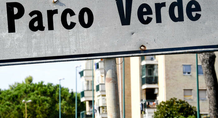 Due ragazzine violentate al Parco Verde di Caivano