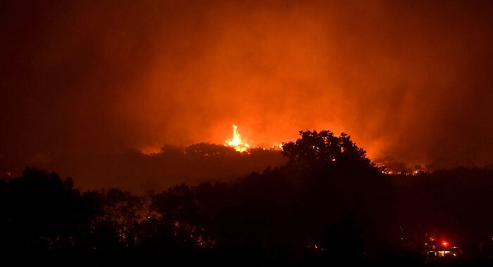 Grecia: incendio in Beozia e nei pressi di Alexandroupolis