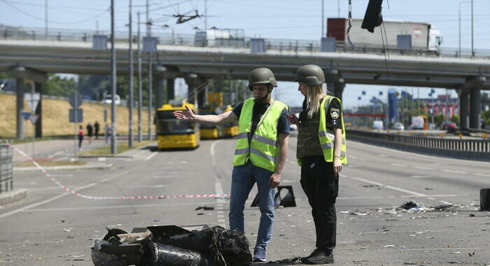 Kiev attaccata con missili ipersonici Kinzhal, ‘abbattuti’