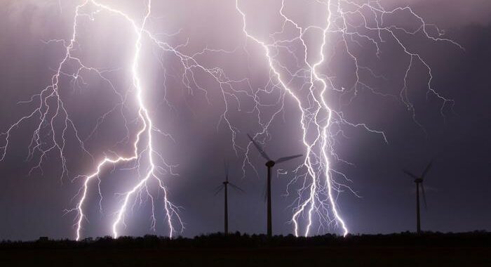 Mattarella con 5 Capi di Stato, crisi clima a livelli esplosivi